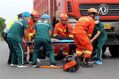 西双版纳沛县道路救援